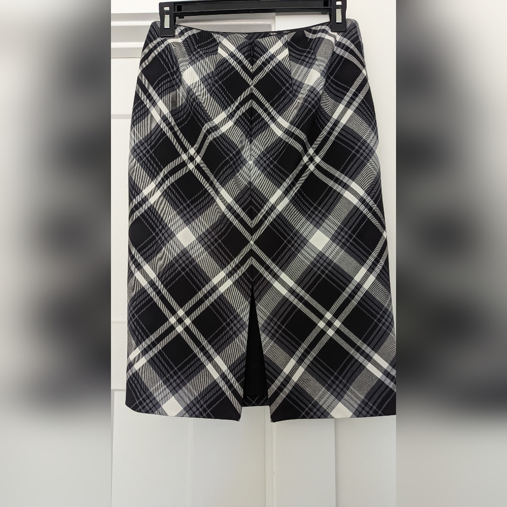 WHBM Plaid Skirt - Picture 2 of 5